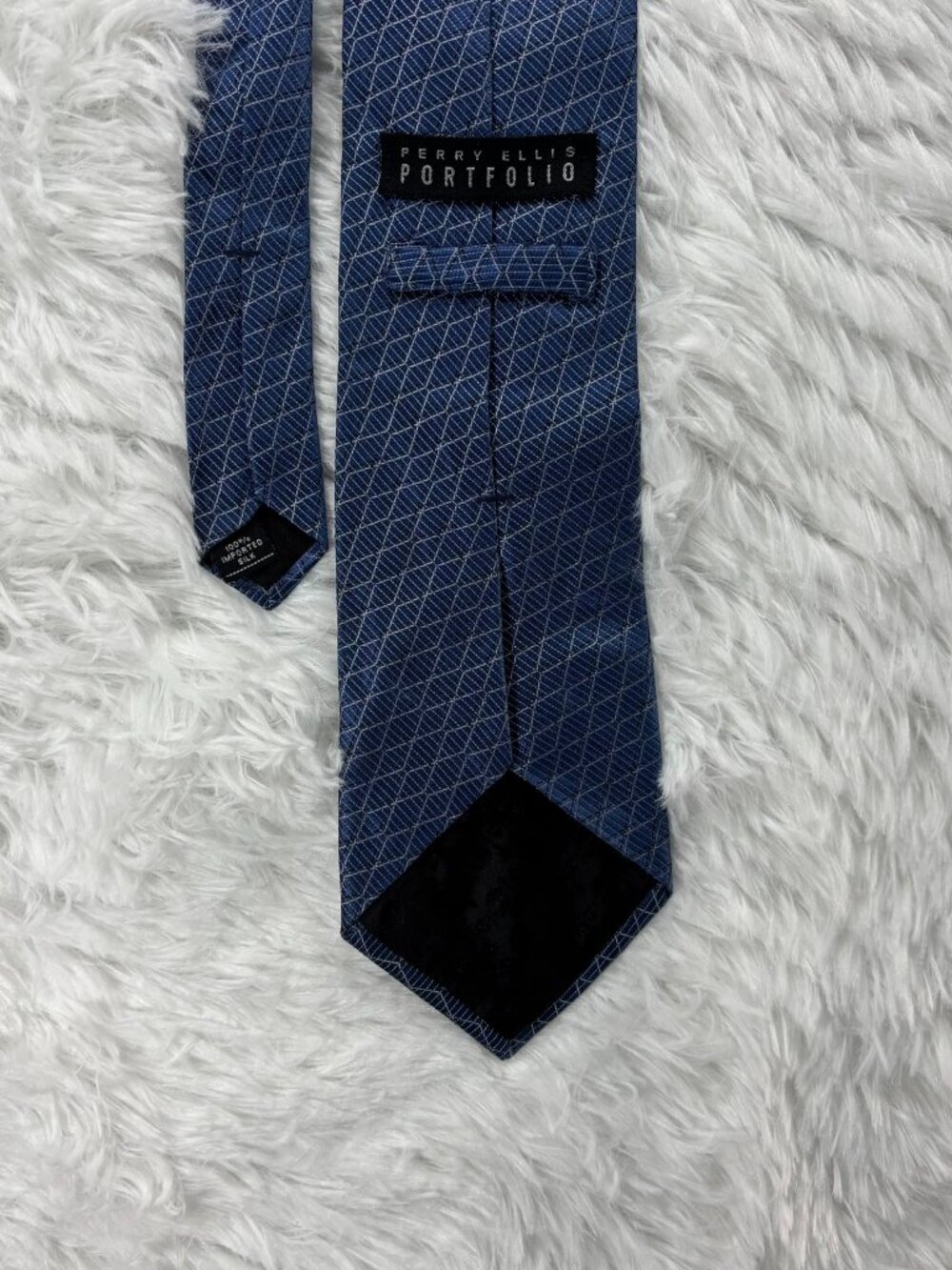 Perry Ellis Portfolio Silk Tie Blue White Diamond Grid Geometric Necktie 3.5